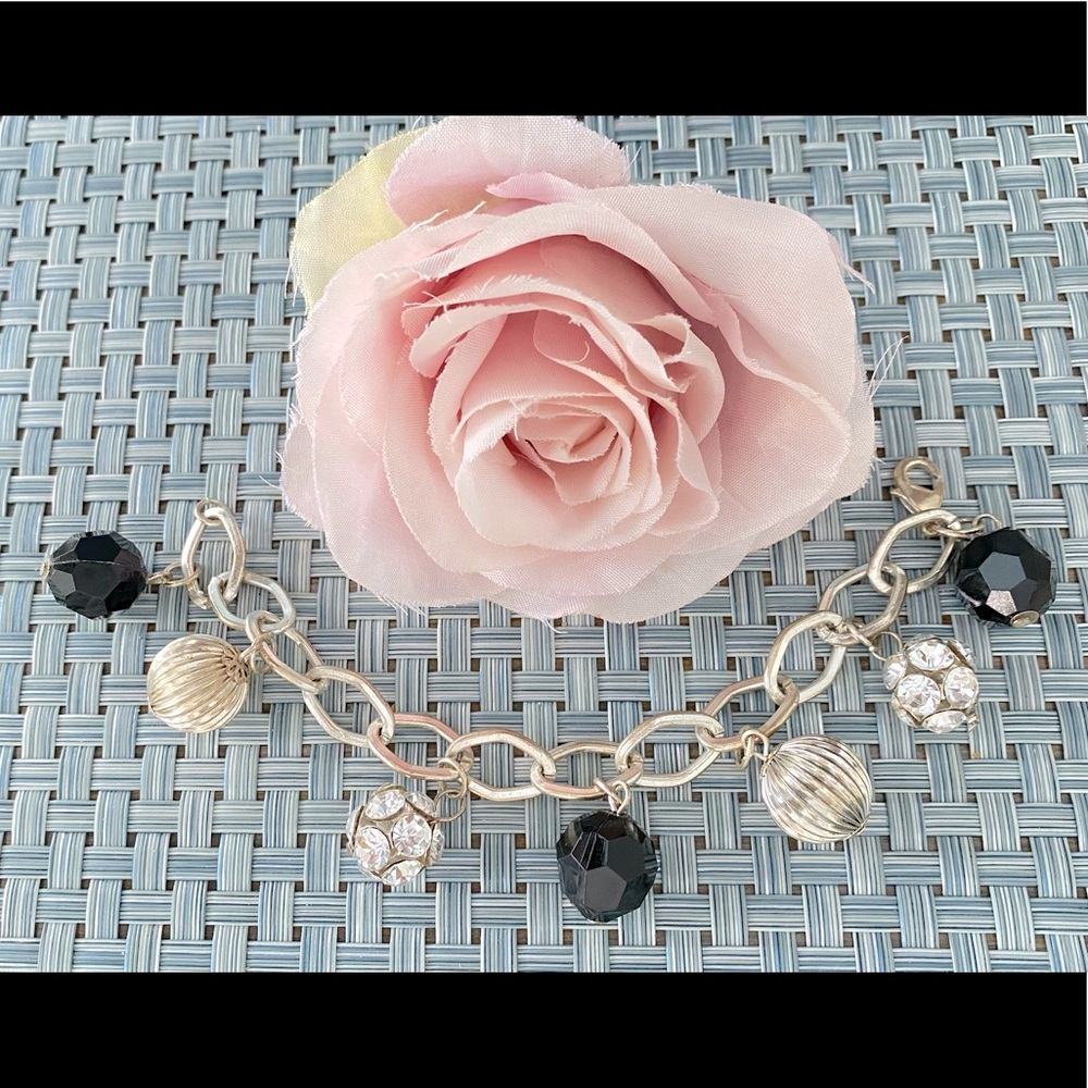 🌻2/$10🌻 Mixit Charm Bracelet